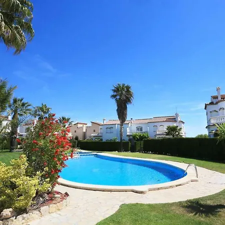Costa Zefir Holiday home *